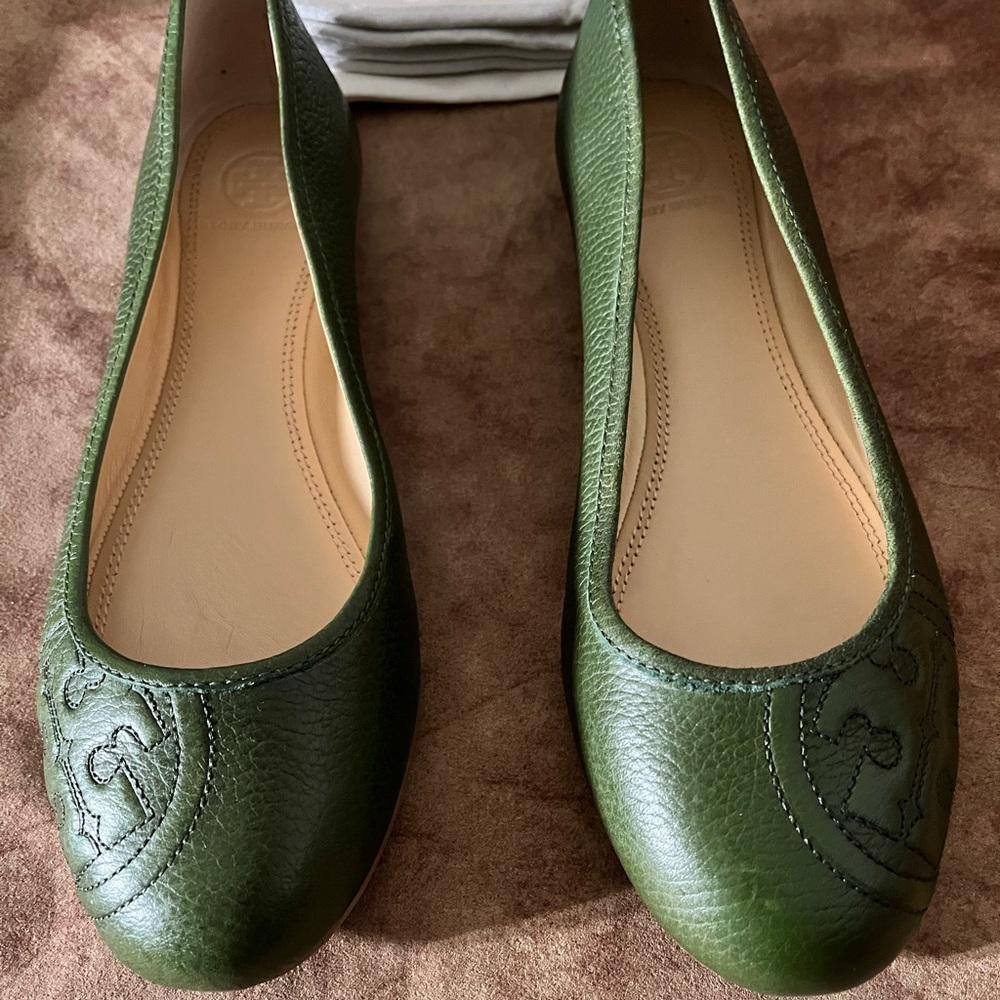 TORY BURCH RUBY NIB AUTHENTIC GREEN EMBOSSED SOFT LEATHER BALLET…